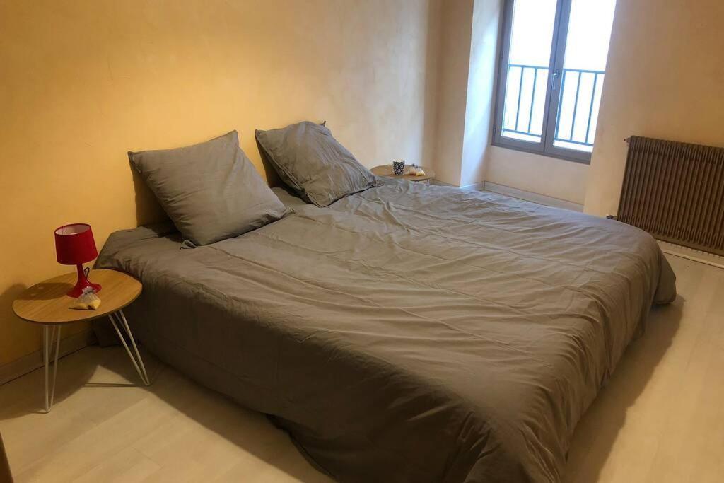 F3 - Neuf - 4/6 P - Lits King Size - Wifi - Cour Apartment Le Puy-en-Velay Exterior photo